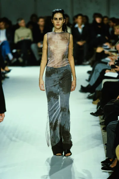 Look 70